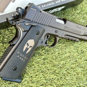 Sig Sauer 1911 Spartan cachas