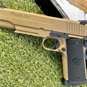 Sig Sauer 1911 Emperor Scorpion3