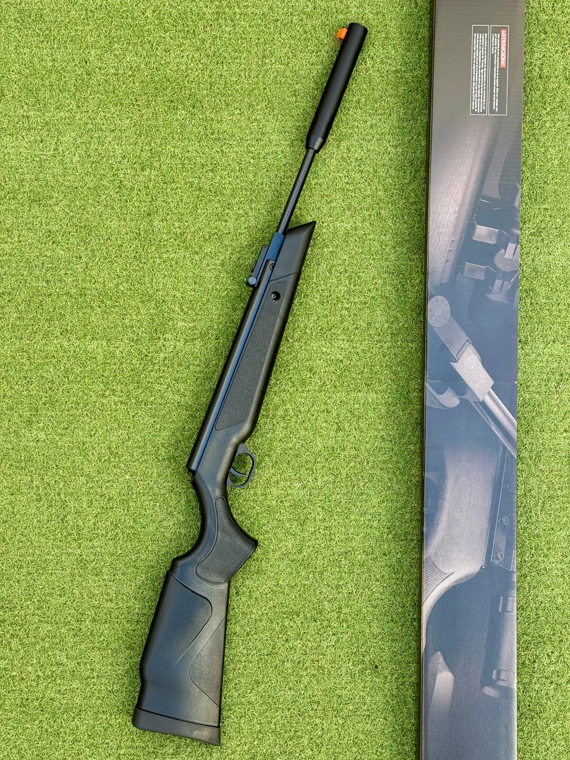 Cometa 220 Compact Galaxy