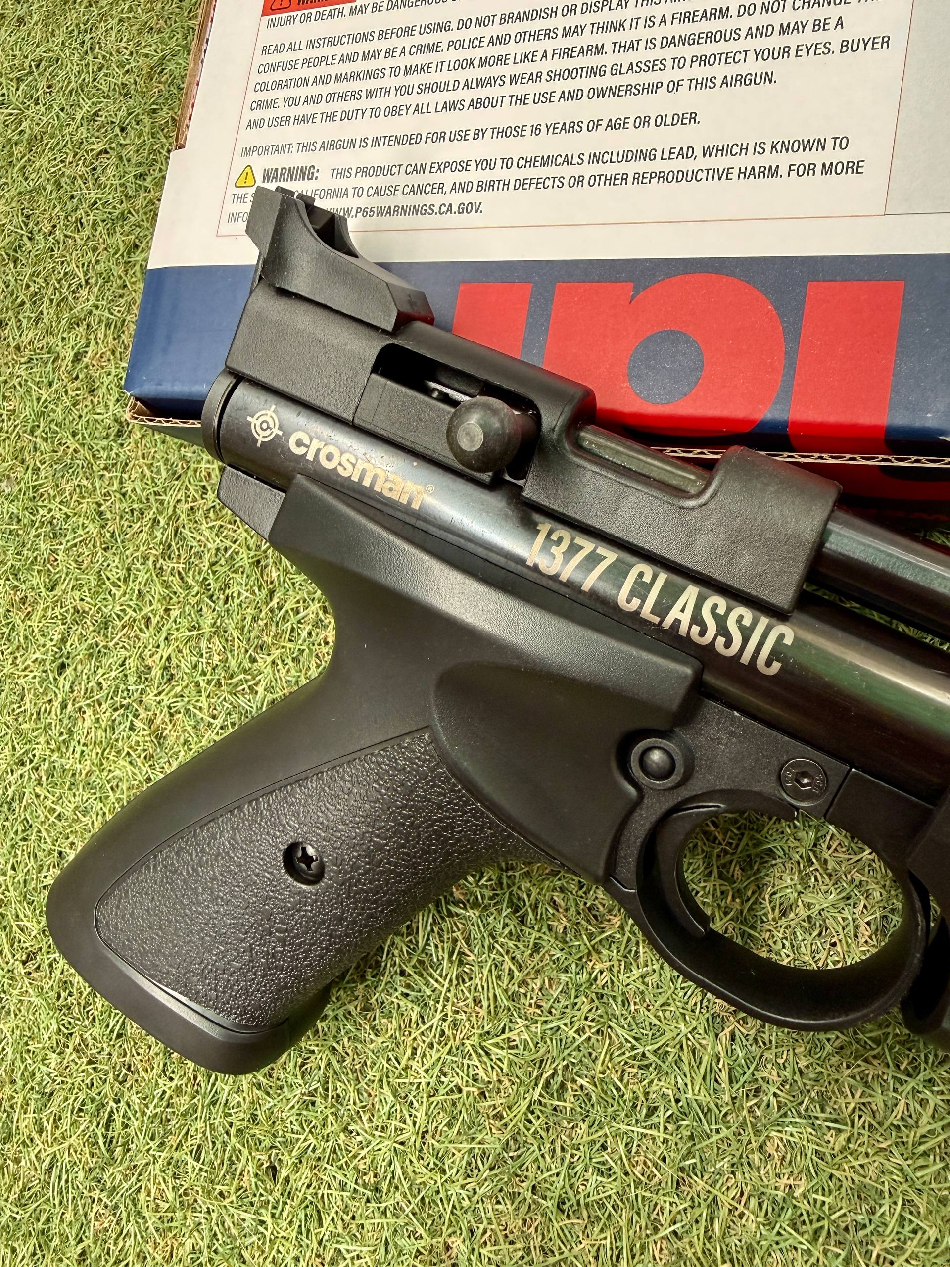 Pistola Bombeo CROSMAN 1377 CLASSIC - Imagen 3